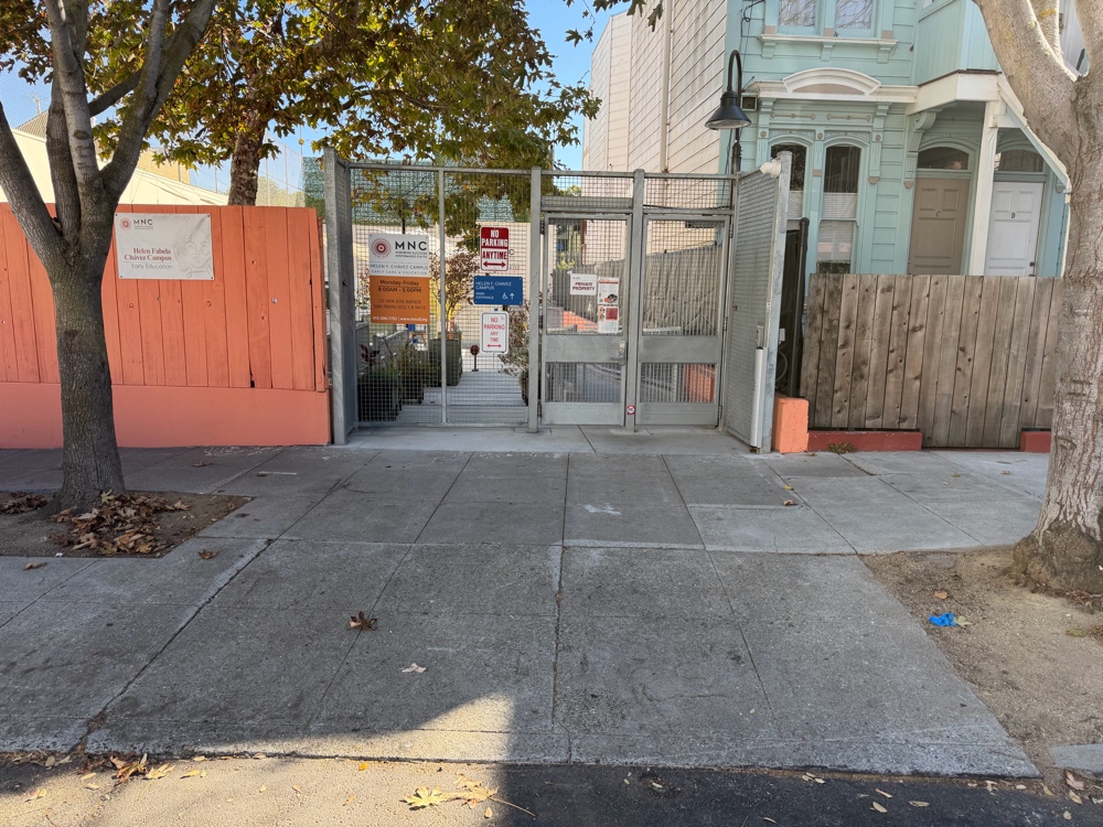 Photo attached to case 202000186584