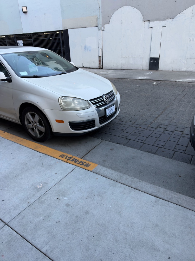 Photo attached to case 202000188513