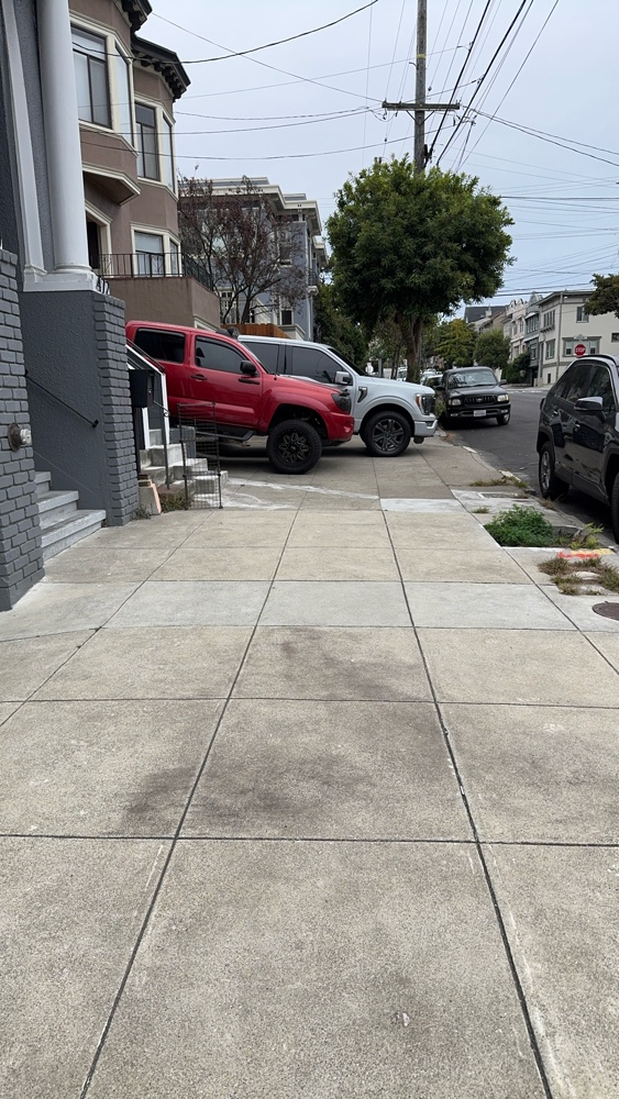 Photo attached to case 202000207157