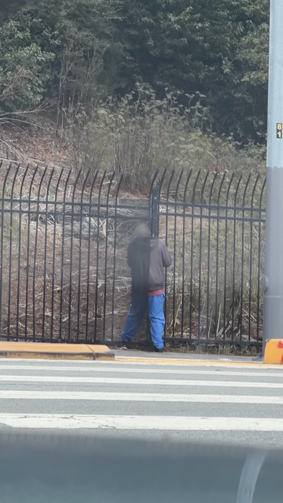 Photo attached to case 202000207364