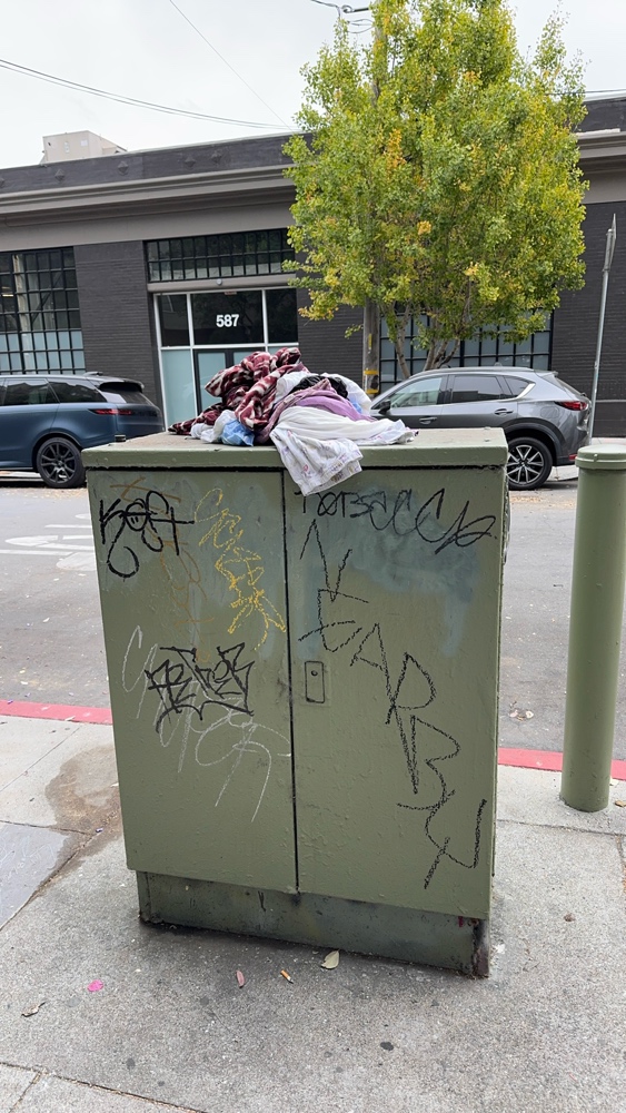 Photo attached to case 202000207832
