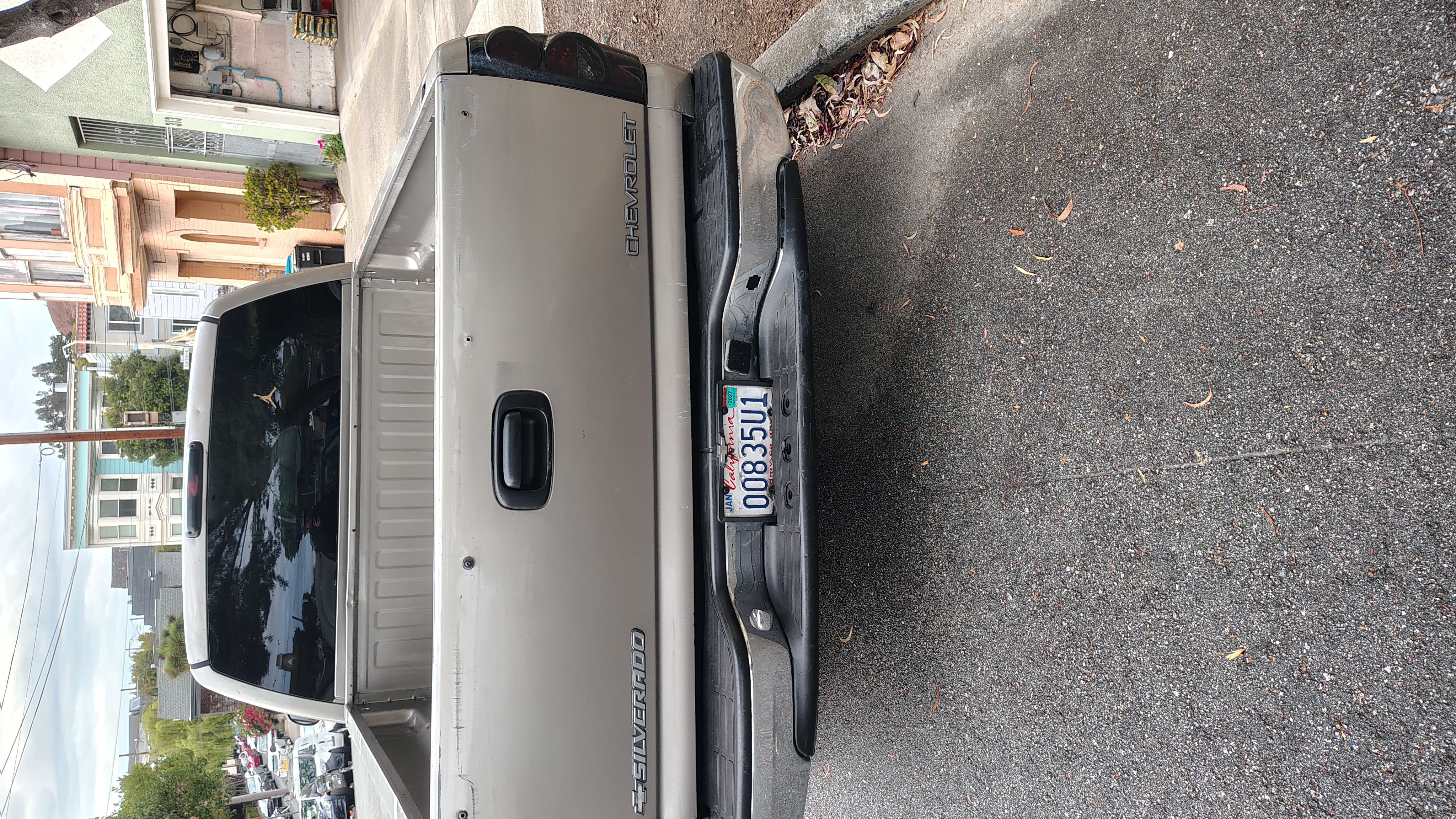 Photo attached to case 202000208576