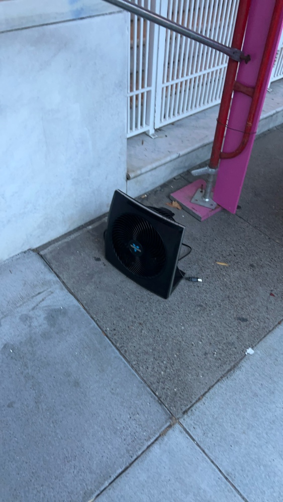 Photo attached to case 202000208722
