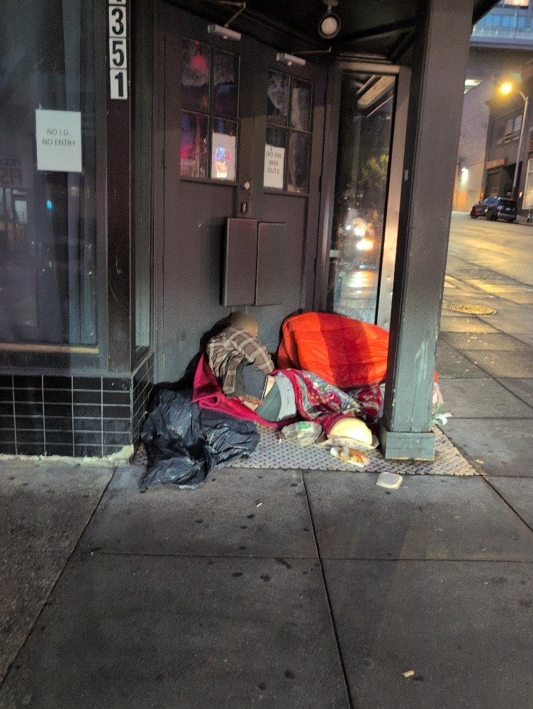 Photo attached to case 202000209697