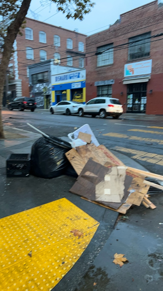 Photo attached to case 202000209766