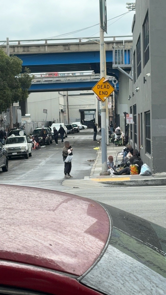Photo attached to case 202000211169