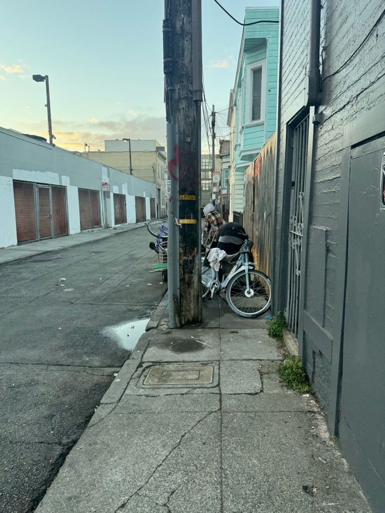 Photo attached to case 202000213341