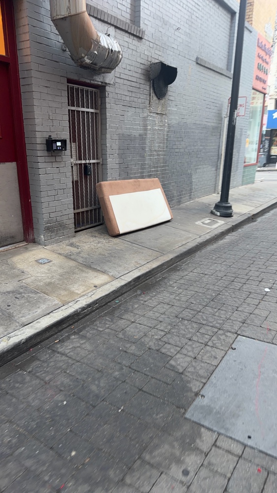Photo attached to case 202000213367