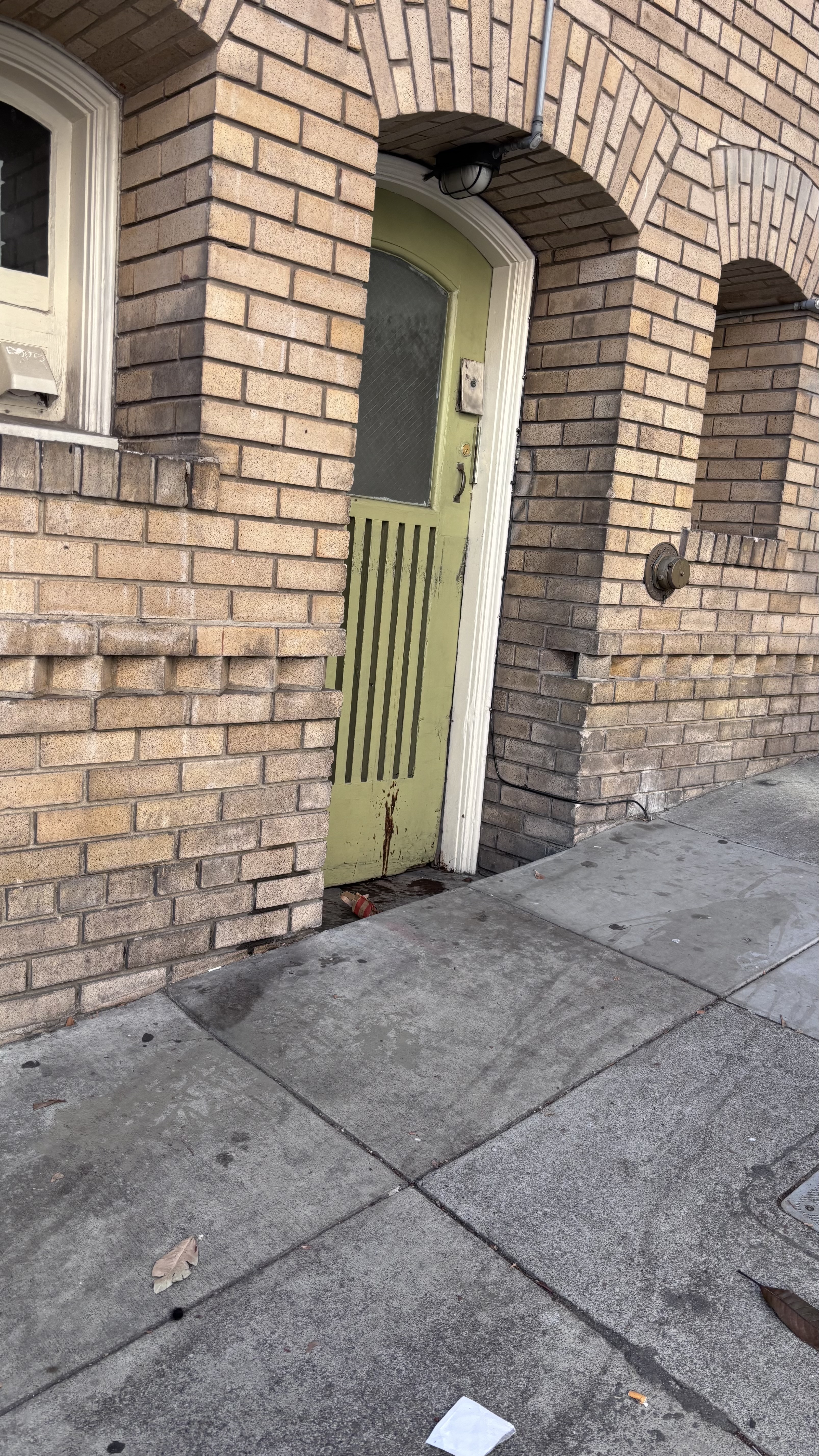 Photo attached to case 202000215532