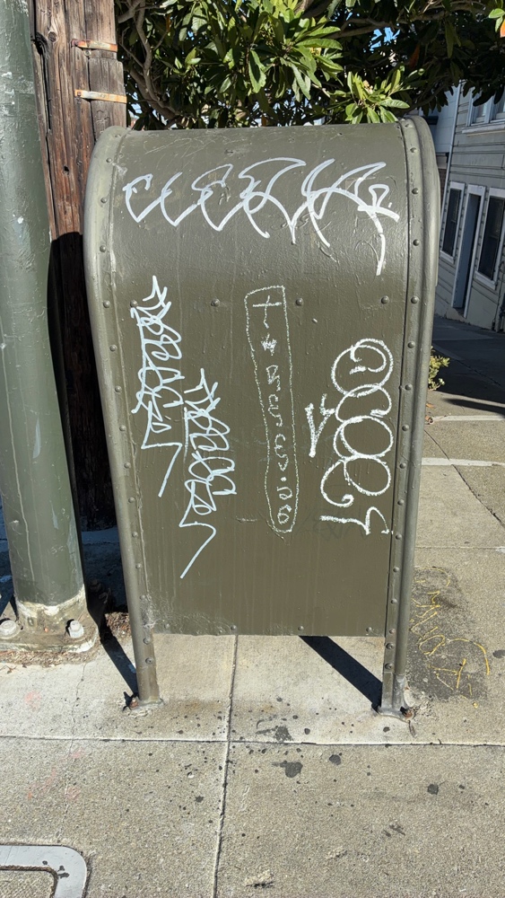 Photo attached to case 202000215638