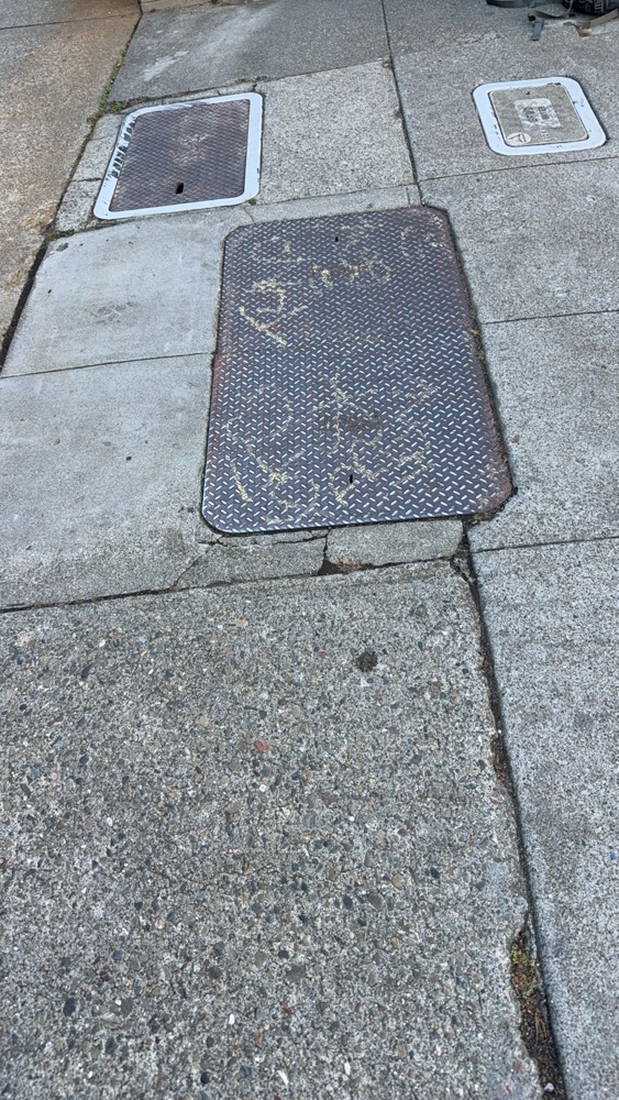 Photo attached to case 202000215675