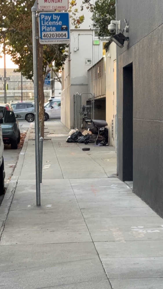 Photo attached to case 202000216180