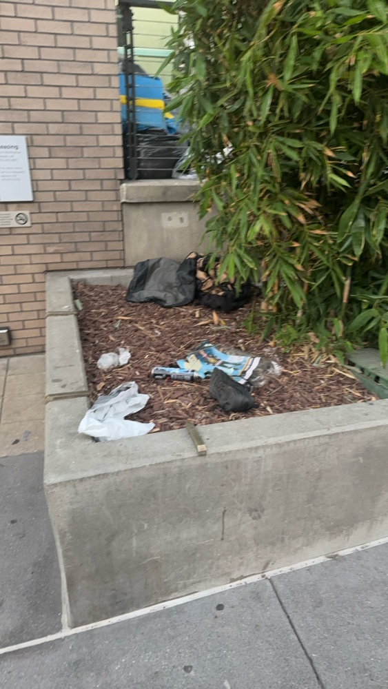 Photo attached to case 202000216198
