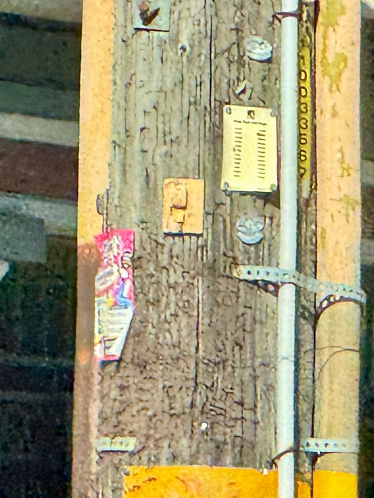 Photo attached to case 202000216269