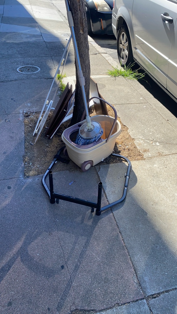 Photo attached to case 202000218529