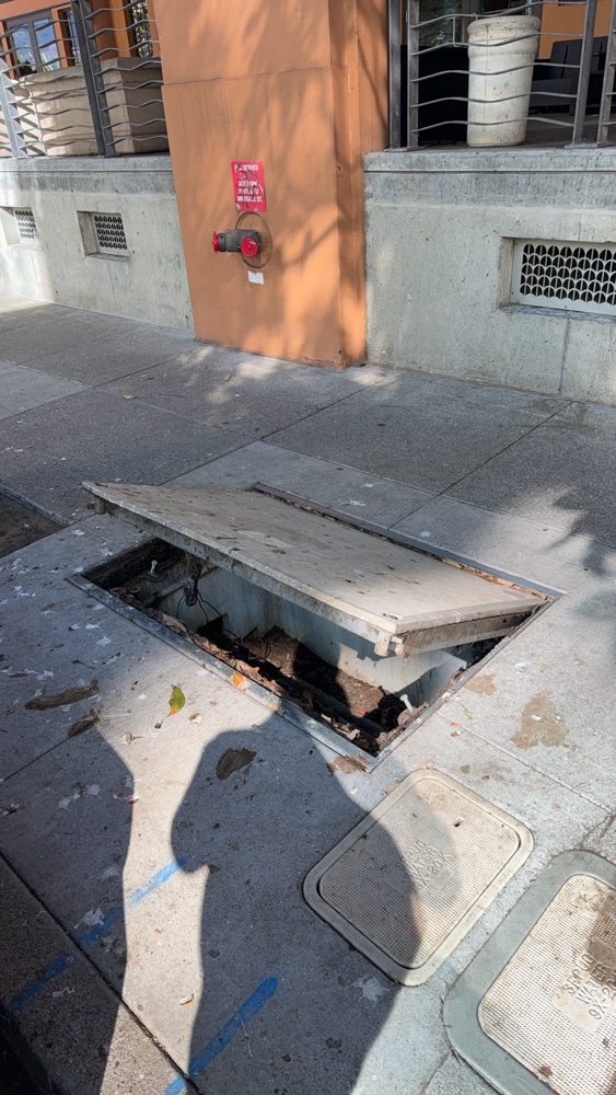 Photo attached to case 202000218737