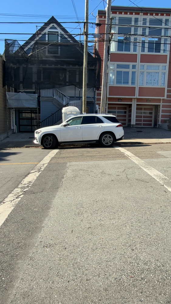 Photo attached to case 202000218916