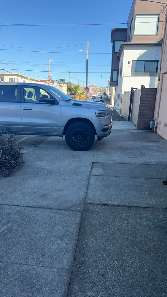 Photo attached to case 202000219168