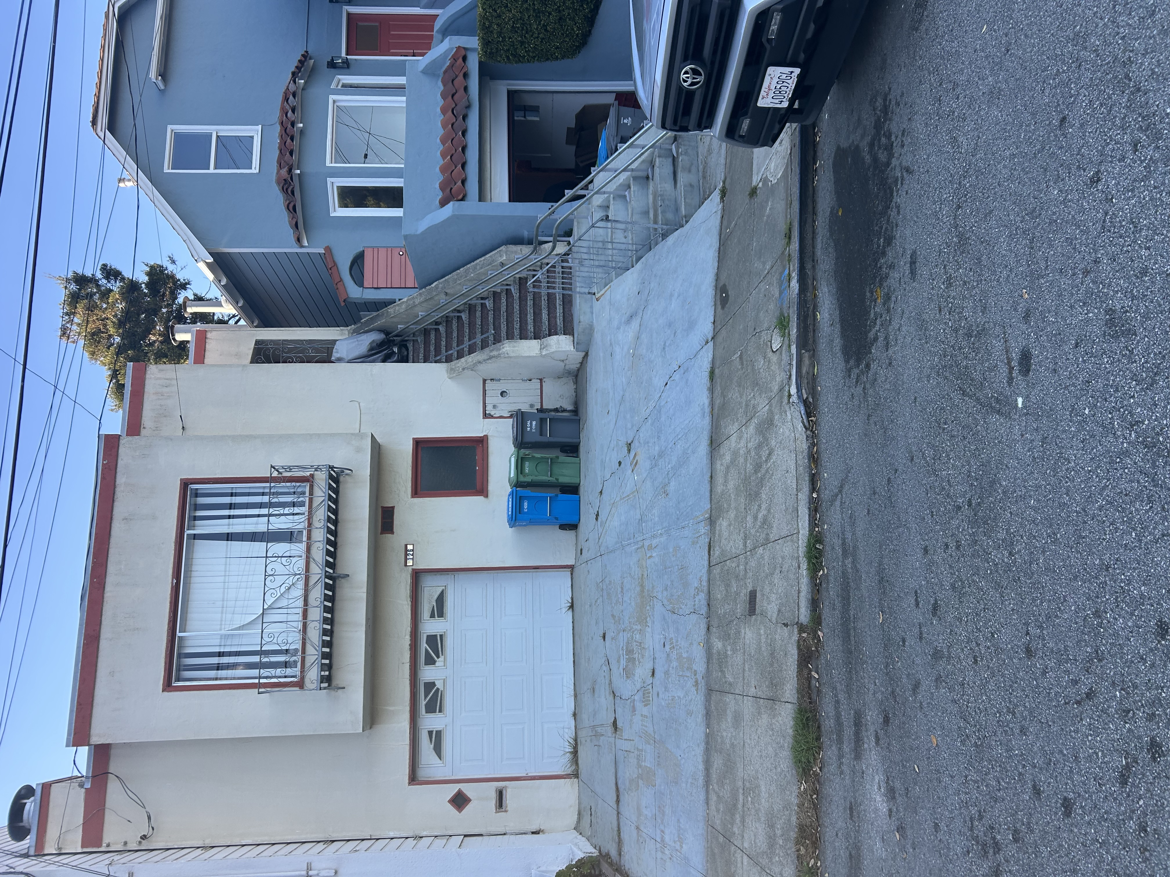Photo attached to case 202000219462