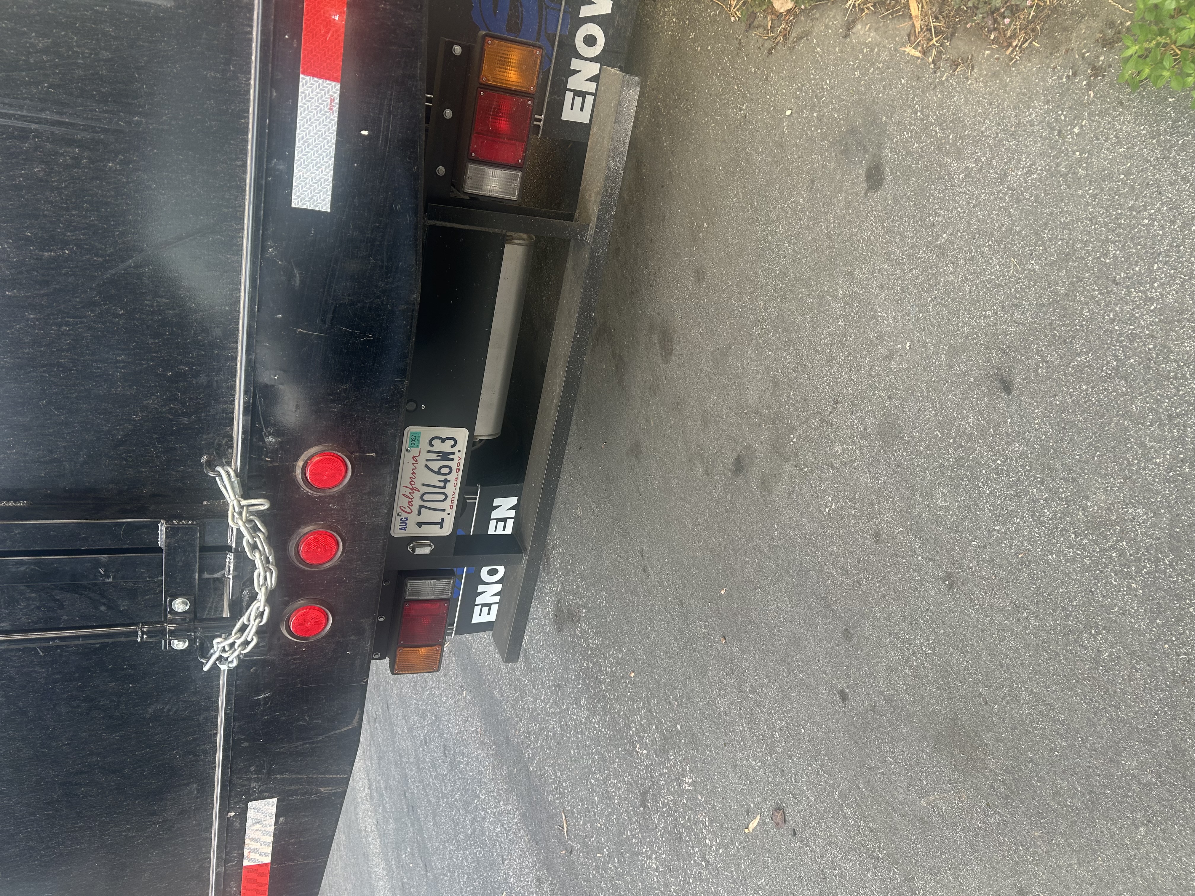Photo attached to case 202000223172