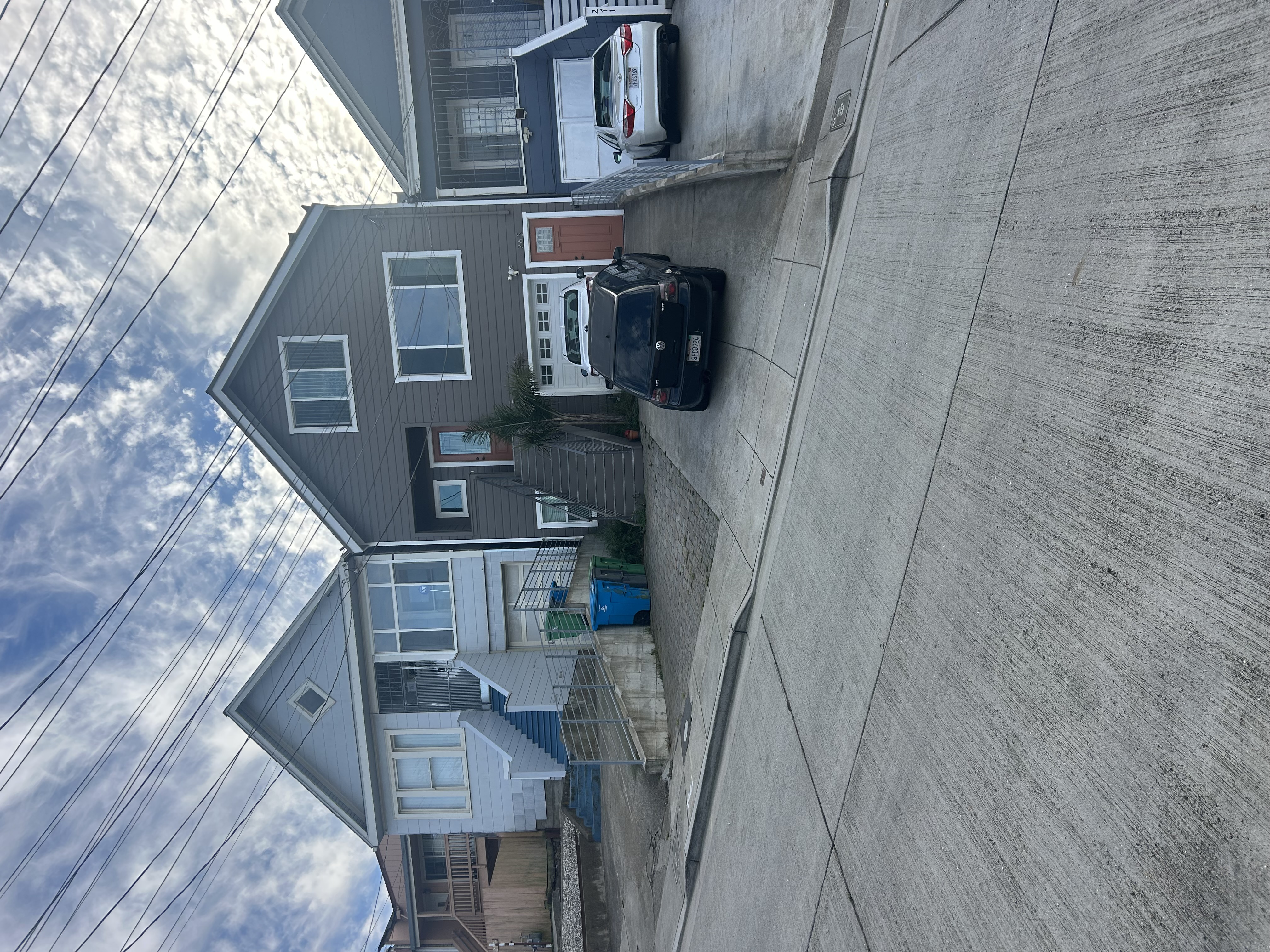 Photo attached to case 202000223395