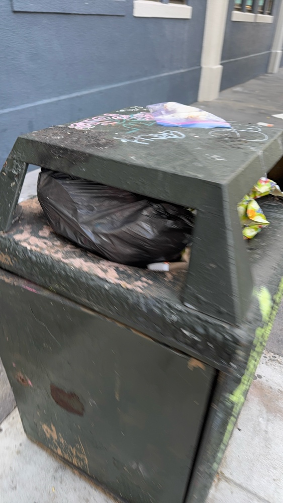 Photo attached to case 202000223460