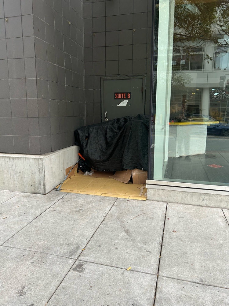 Photo attached to case 202000225478