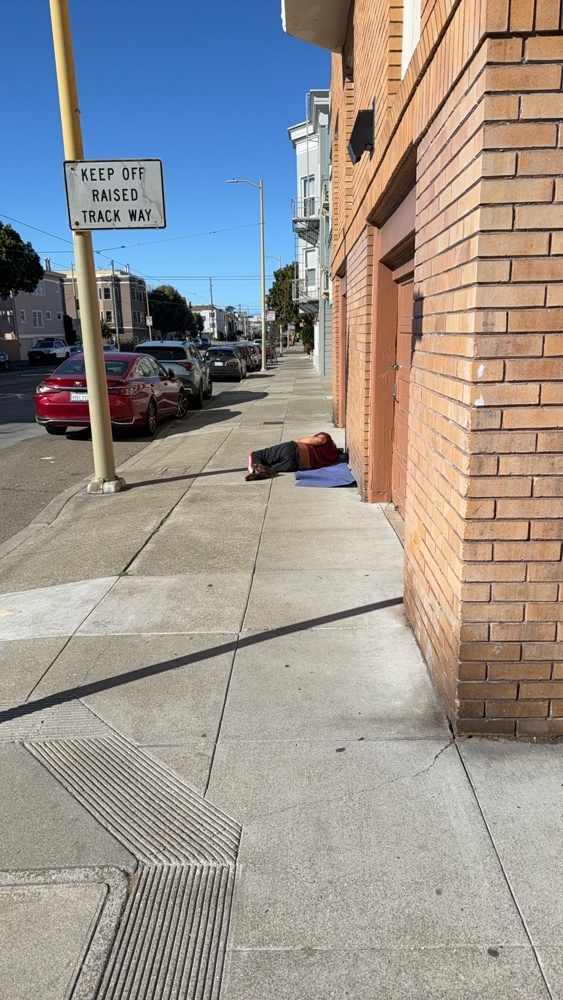 Photo attached to case 202000226474