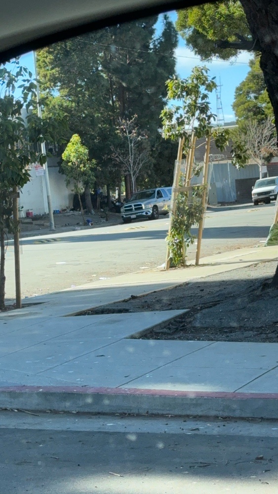 Photo attached to case 202000227598
