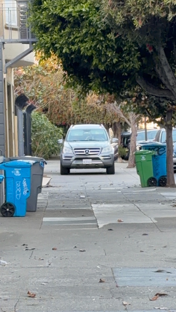 Photo attached to case 202000228315