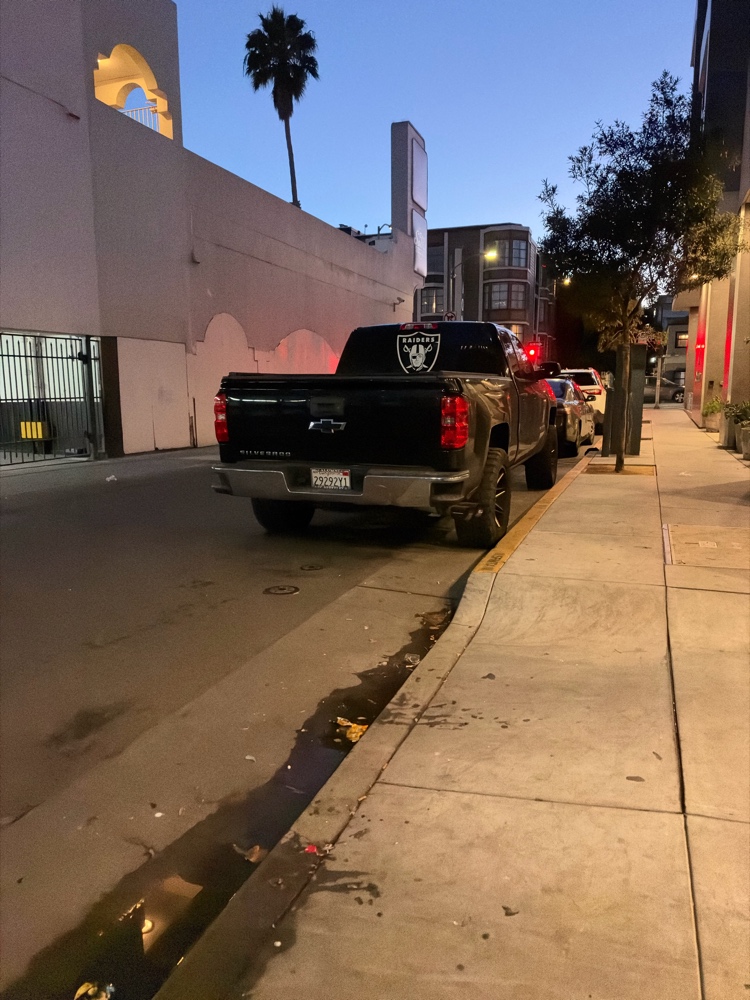 Photo attached to case 202000228491