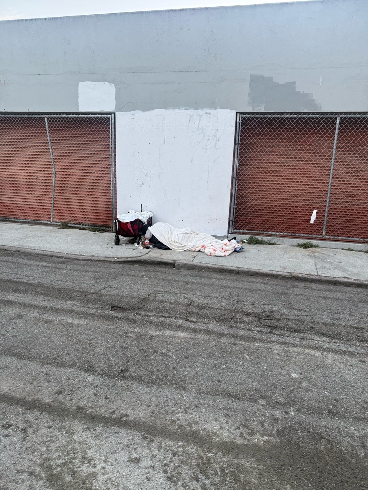 Photo attached to case 202000233028
