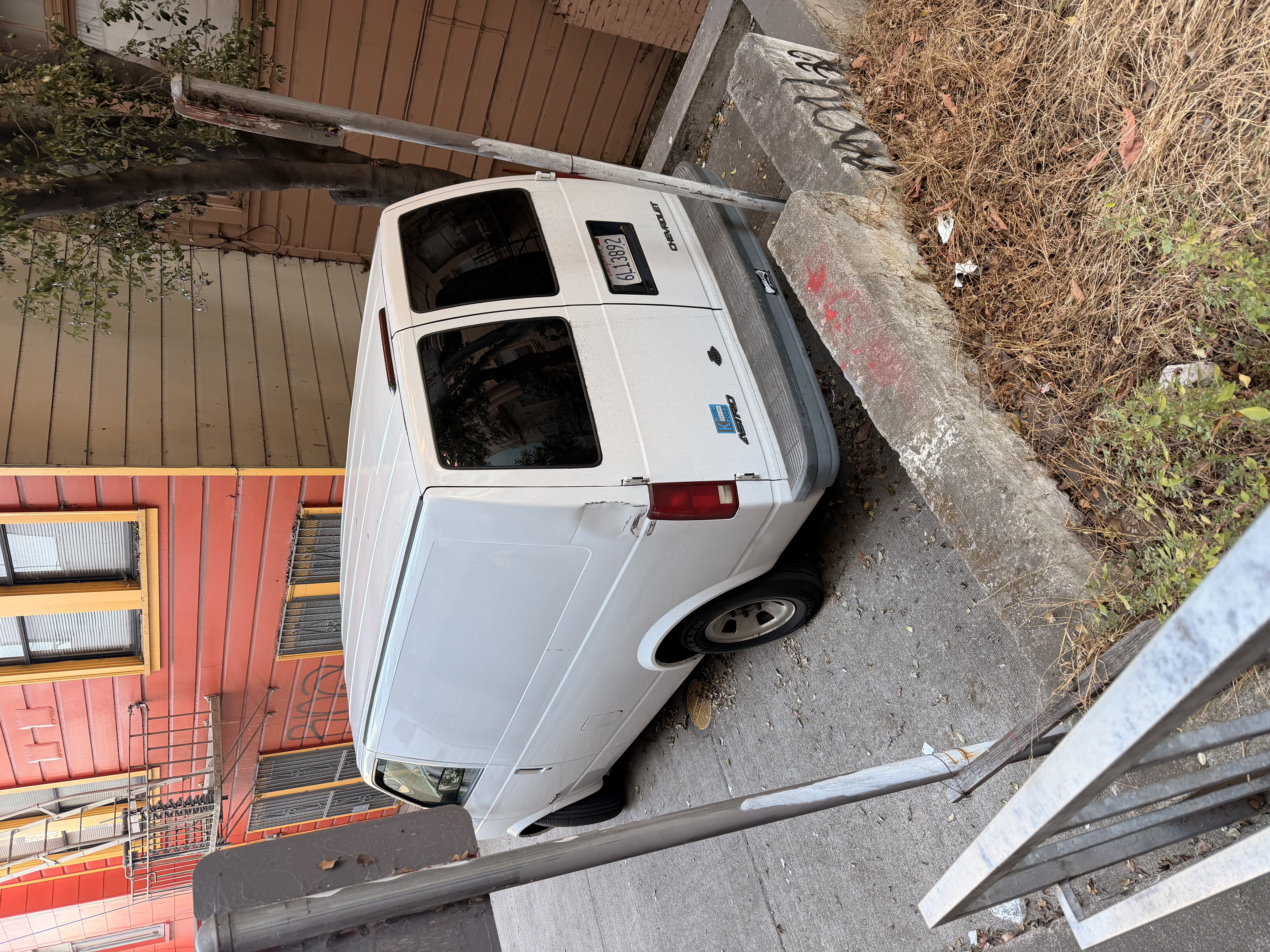 Photo attached to case 202000233629