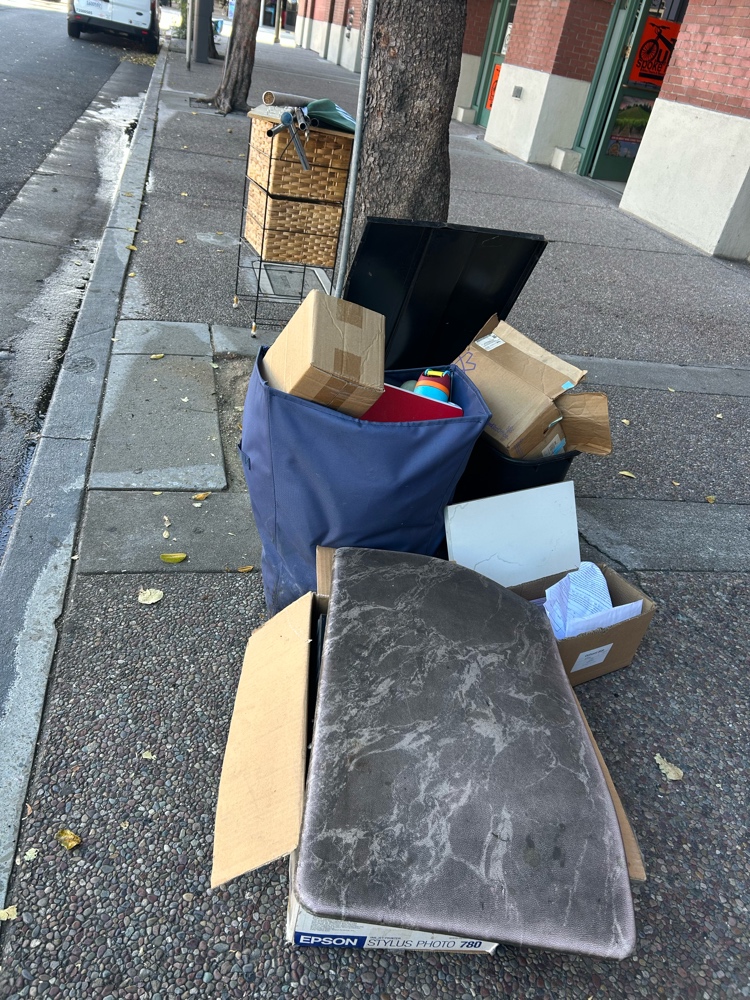 Photo attached to case 202000233635