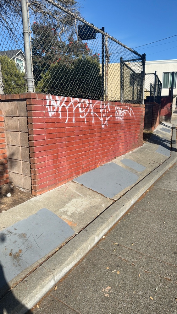 Photo attached to case 202000233704