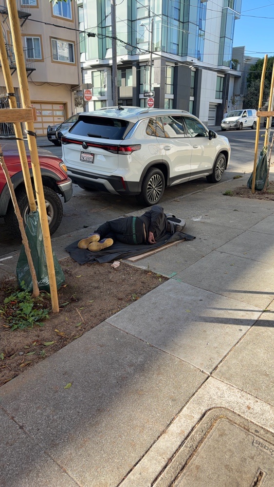 Photo attached to case 202000233758