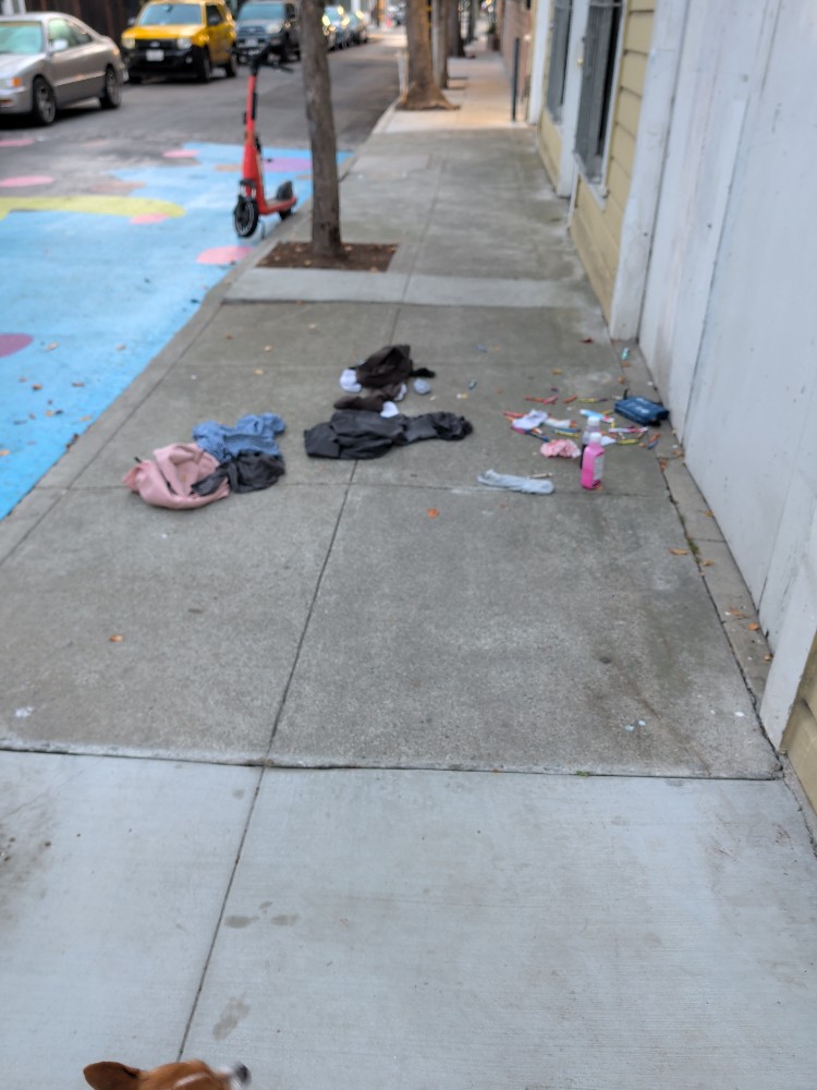 Photo attached to case 202000235232