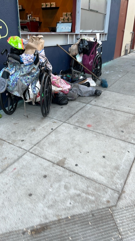 Photo attached to case 202000235311