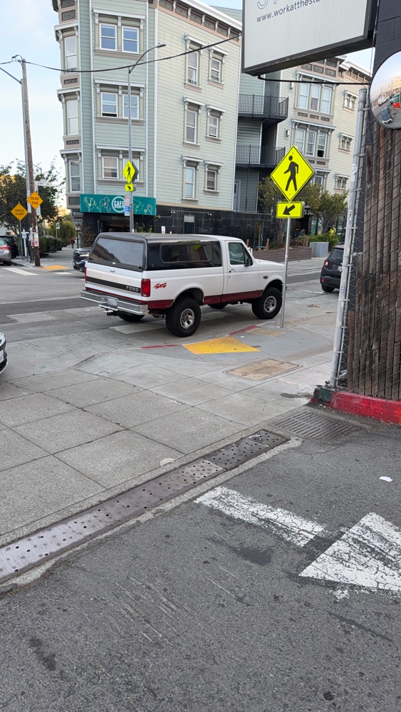 Photo attached to case 202000235477