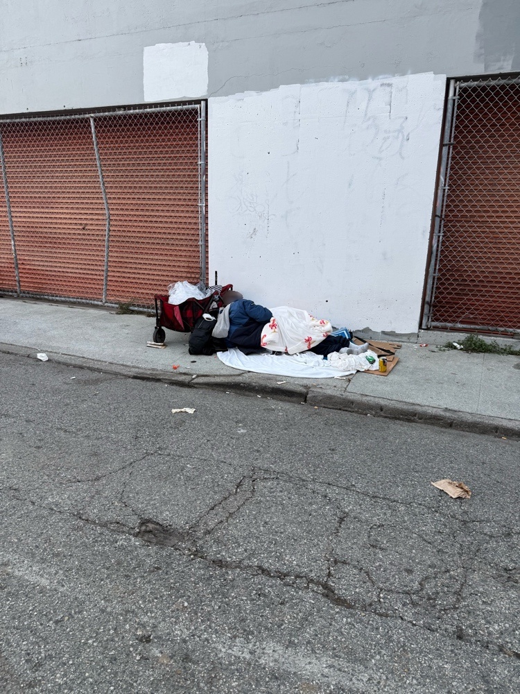 Photo attached to case 202000235691