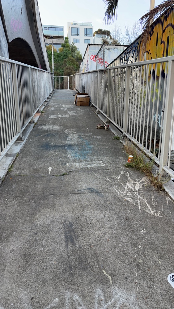 Photo attached to case 202000235731