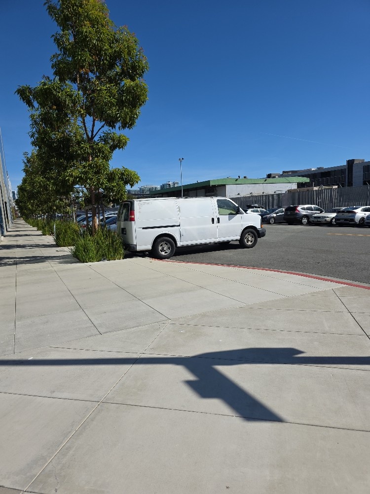 Photo attached to case 202000236453