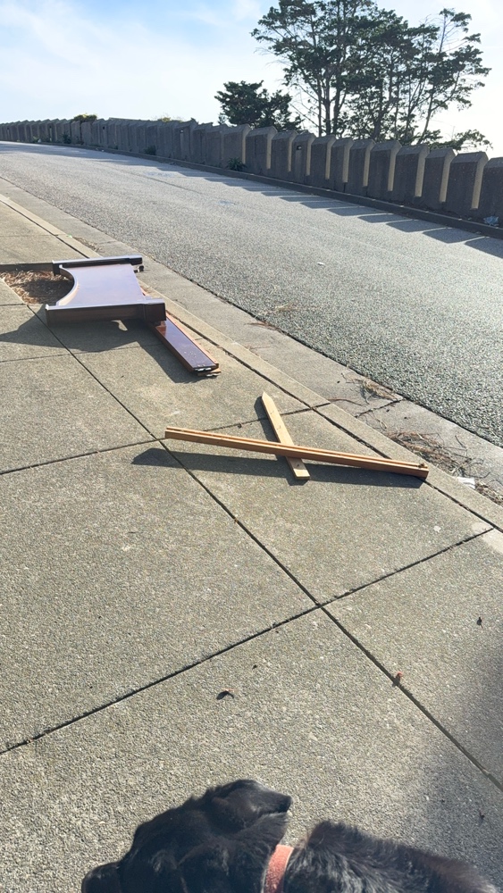 Photo attached to case 202000237389