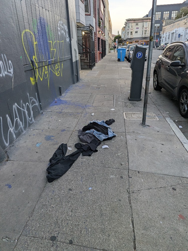 Photo attached to case 202000237758
