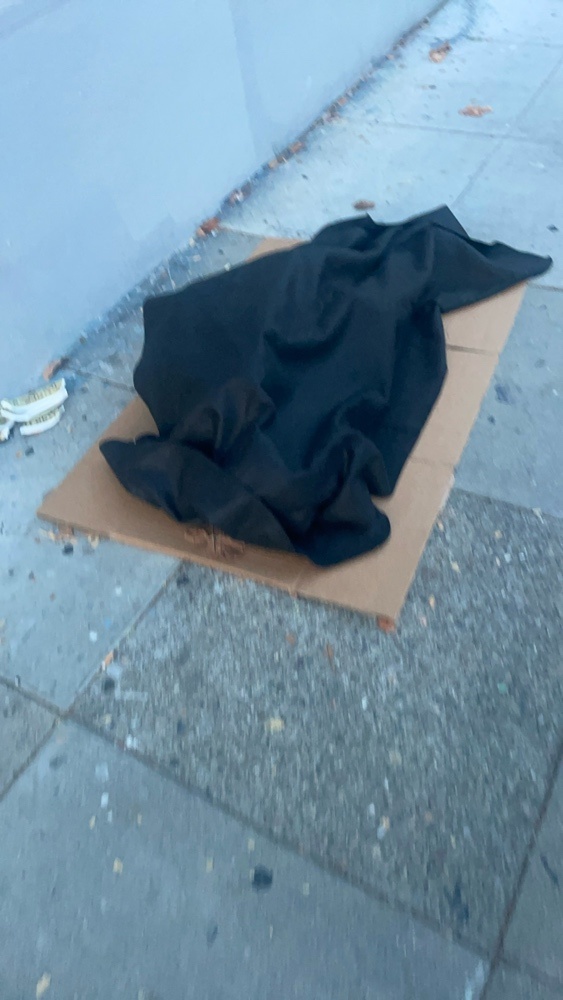 Photo attached to case 202000237810