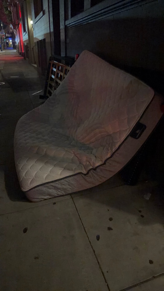 Photo attached to case 202000238409