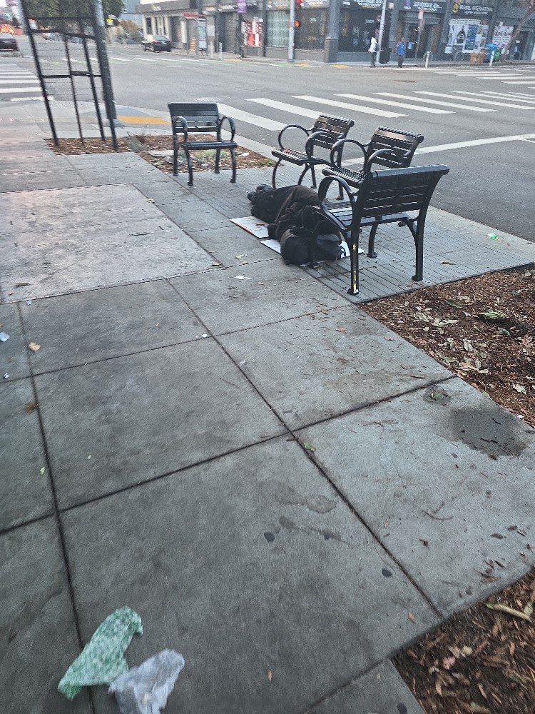 Photo attached to case 202000238621