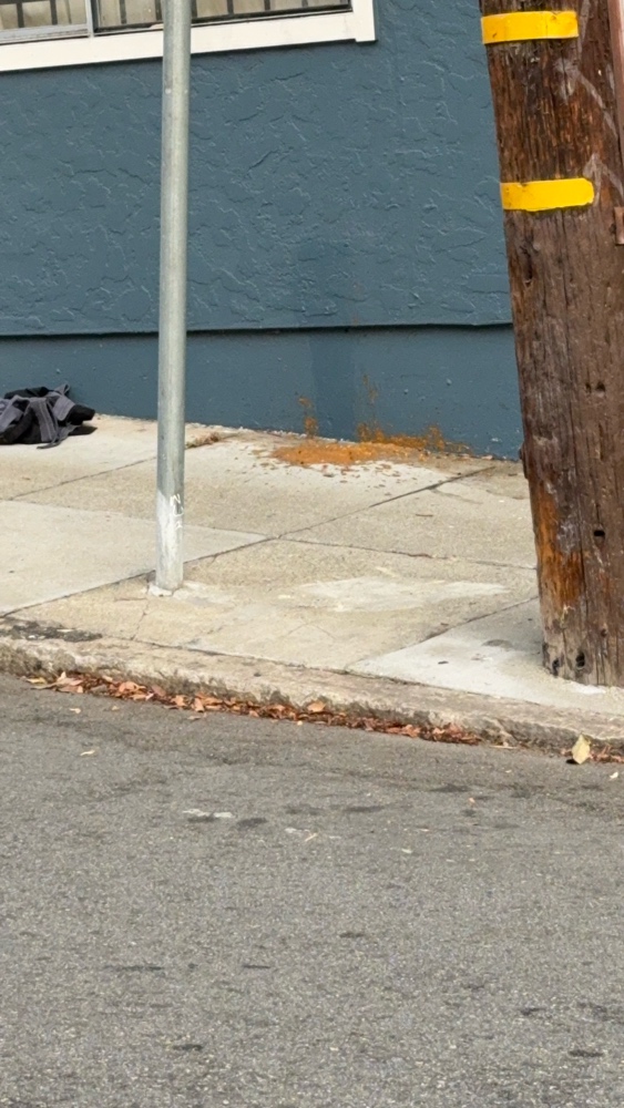 Photo attached to case 202000239028