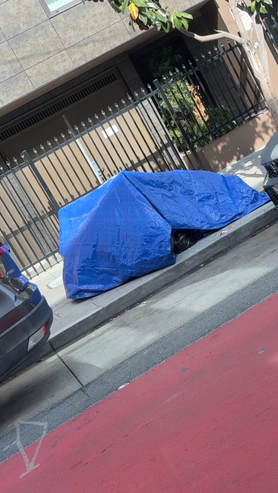 Photo attached to case 202000240159