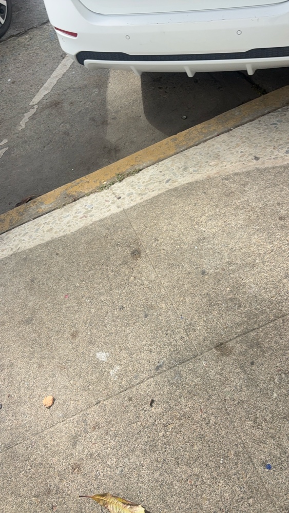 Photo attached to case 202000240330